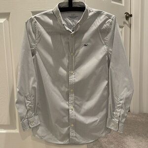 Boys Vineyard Vines Performance button down shirt